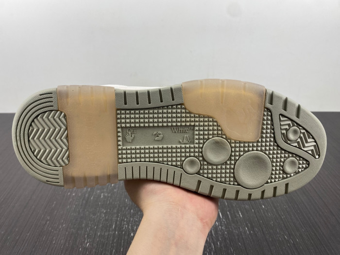 OFF-WHITE SNEAKER