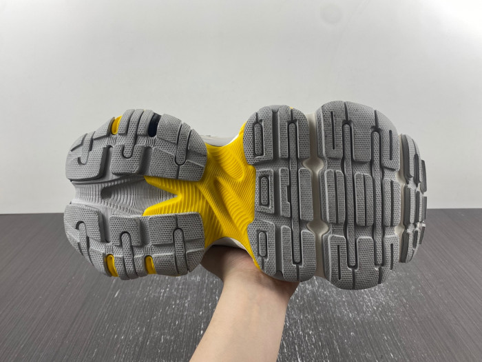 BLCG CARGO SNEAKER 784341 W2MV1 1170