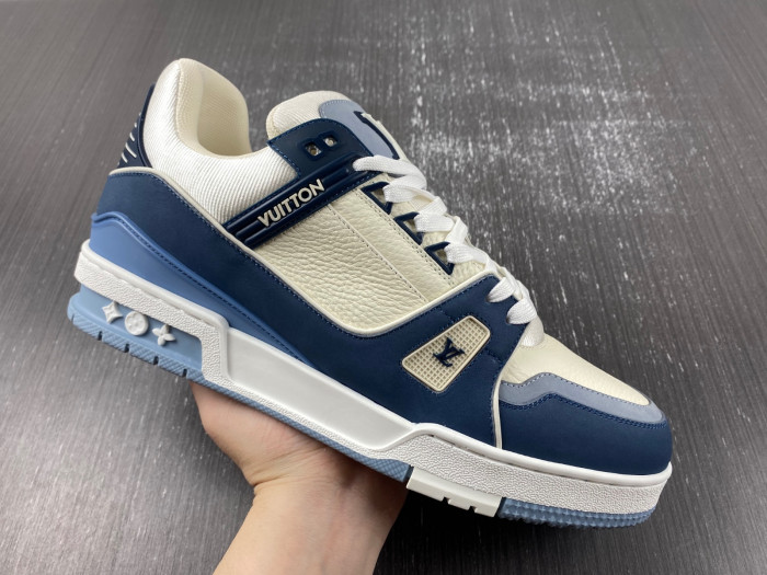 LV TRAINER SNEAKER