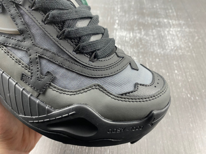 OFF-WHITE C/O ODSY-1000 SNEAKER