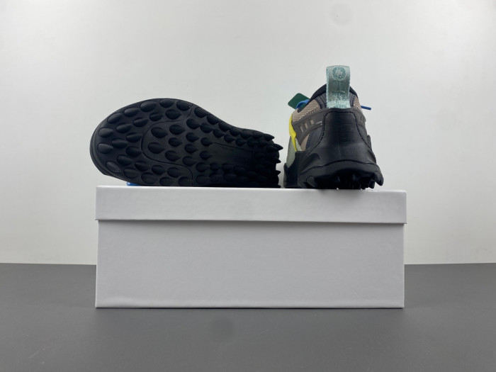 OFF-WHITE C/O ODSY-1000 SNEAKER