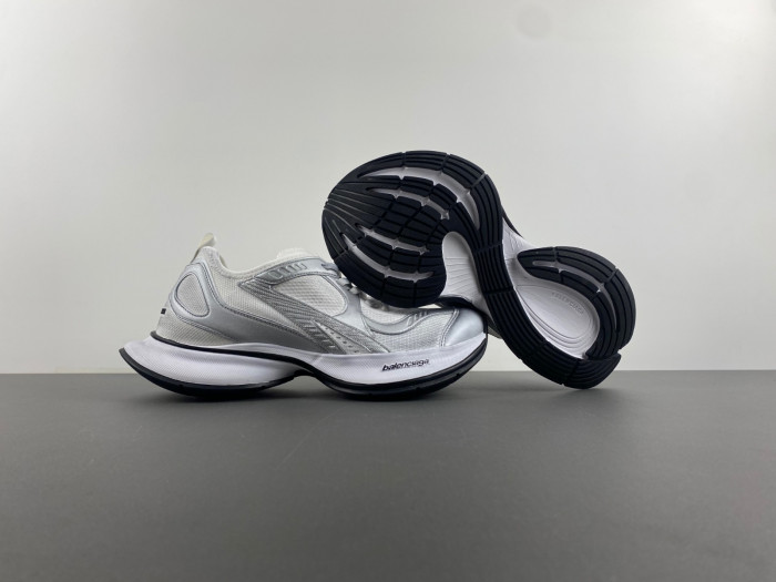 BLCG CIRCUIT SNEAKER 793945 WFLGY 9100