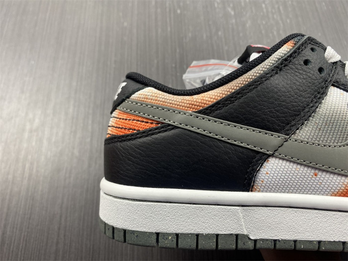 Nike Dunk Low “Graffiti” DM0108-001