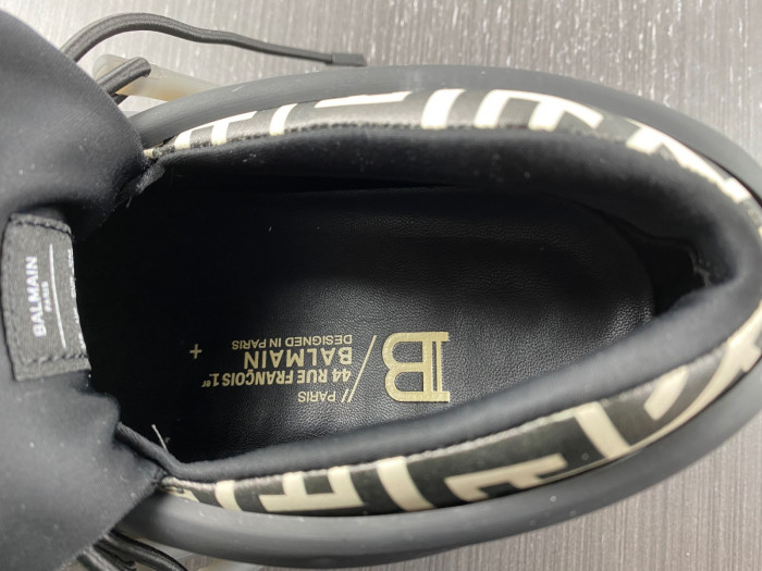 BALMAIN LEATHER UNICORN LOW-TOP SNEAKER