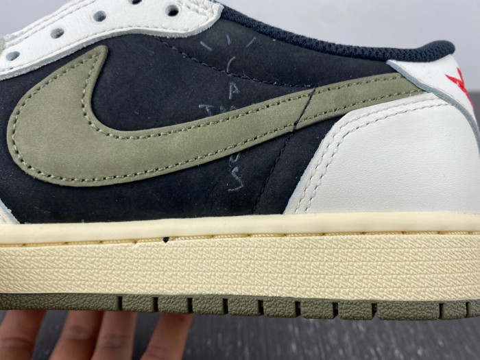 Travis Scott x Air Jordan 1 Low OG WMNS “Olive” DZ4137-106