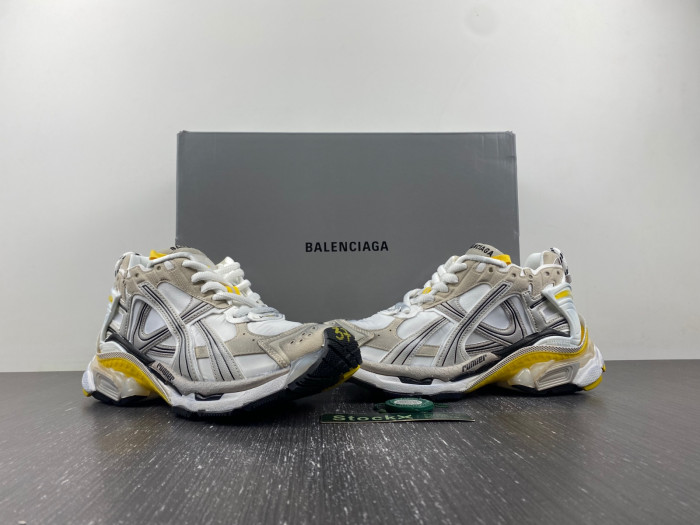 BLCG RUNNER SNEAKER 772767 W3RNY 9170