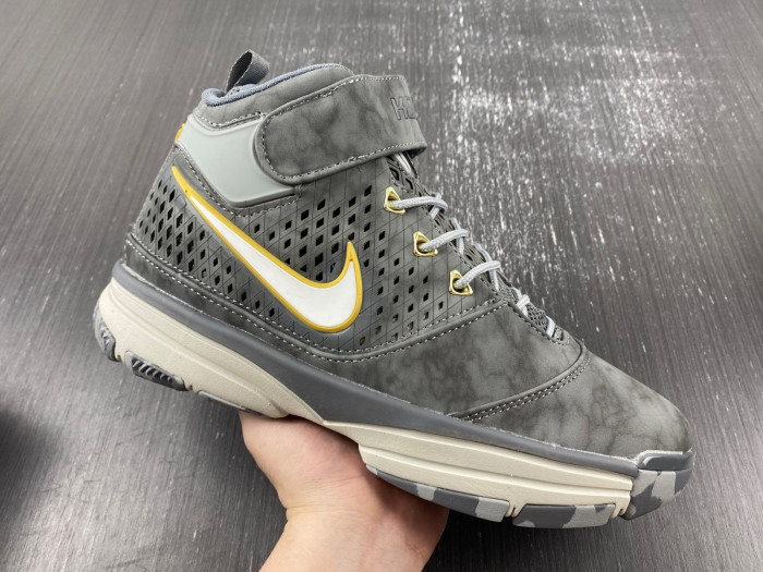 Nike Kobe 2 Prelude (4/50+ Points) 640222-001