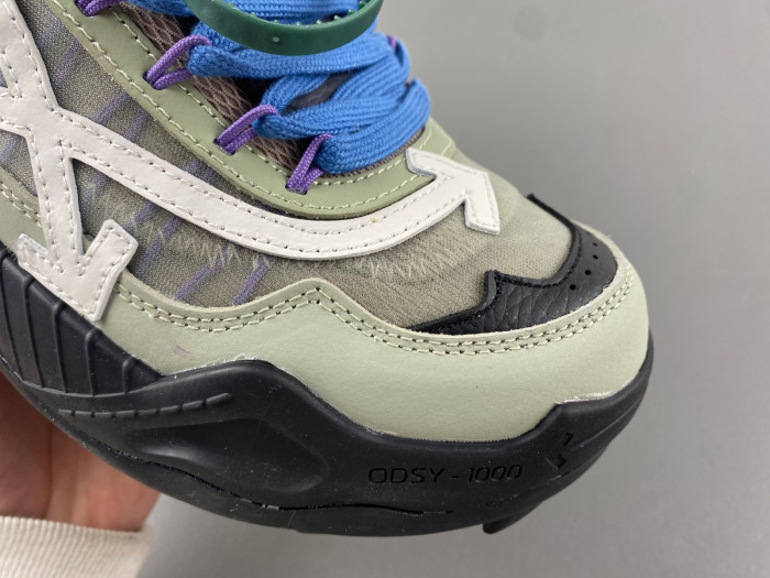 OFF-WHITE C/O ODSY-1000 SNEAKER
