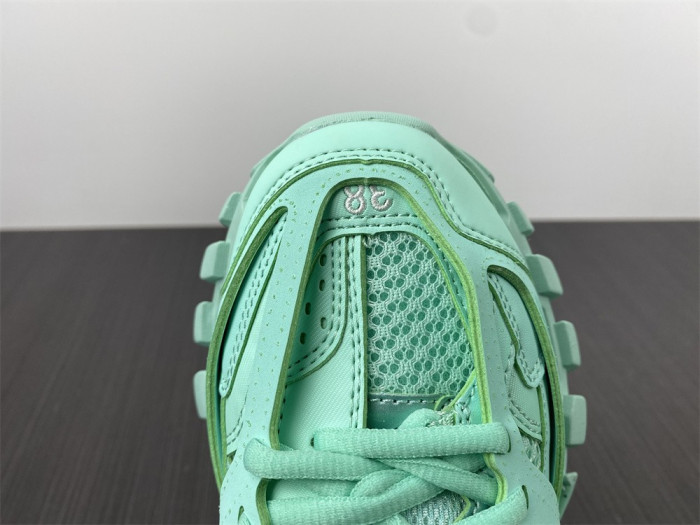 BLCG TRACK SNEAKER 542436 W3FE3 3000
