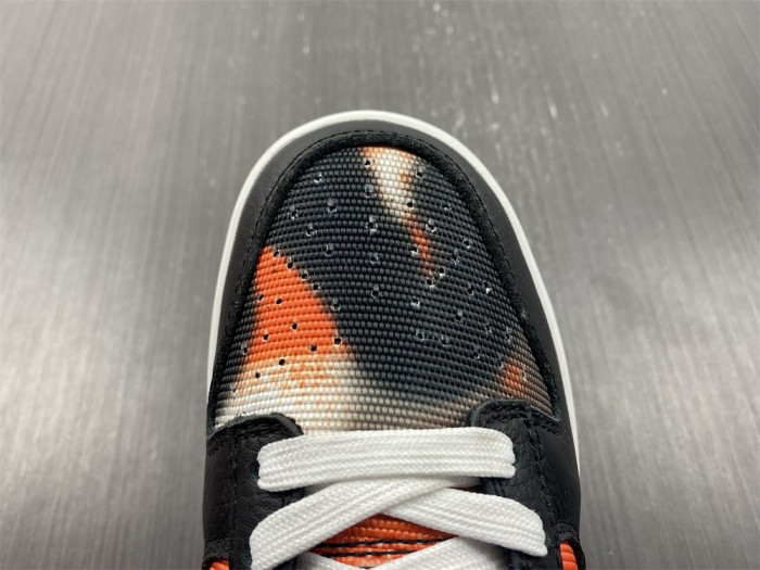 Nike Dunk Low “Graffiti” DM0108-001