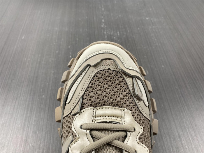 BLCG TRACK SNEAKER 700875 W3RF3 9697