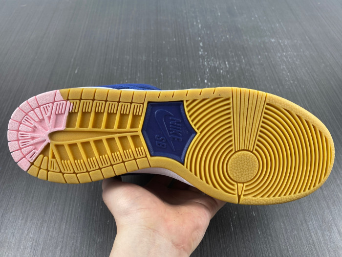 Nike SB Dunk Low Los Angeles Dodgers DO9395-400