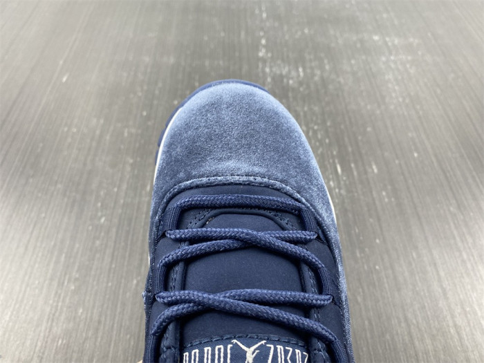 Air Jordan 11 Velvet WMNS “Midnight Navy” AR0715-441
