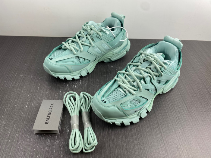 BLCG TRACK SNEAKER 542023 W2LA2 4010