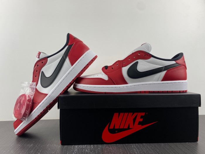 Air Jordan 1 Retro Low Chicago 705329-600