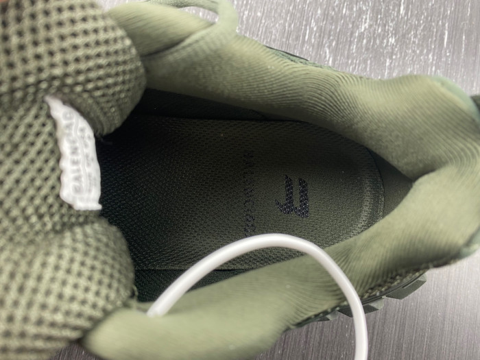 BLCG DEFENDER SNEAKER