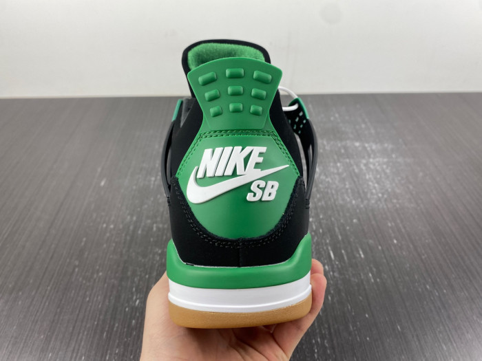 Jordan 4 Retro SB DR5415-030