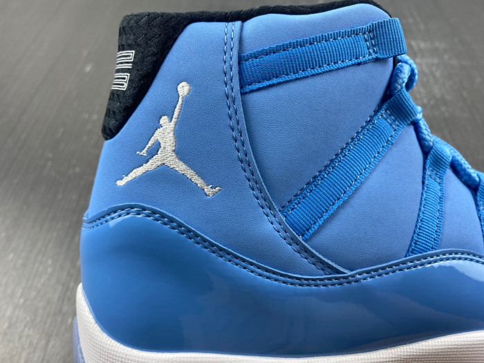Jordan Ultimate Gift of Flight (11/29) 717602-900