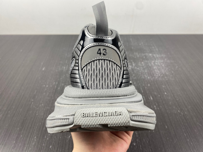 BLCG 3XL SNEAKER 734734 W3XL7 1211