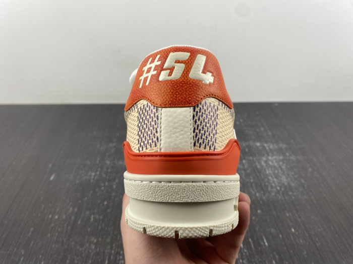 LV TRAINER SNEAKER