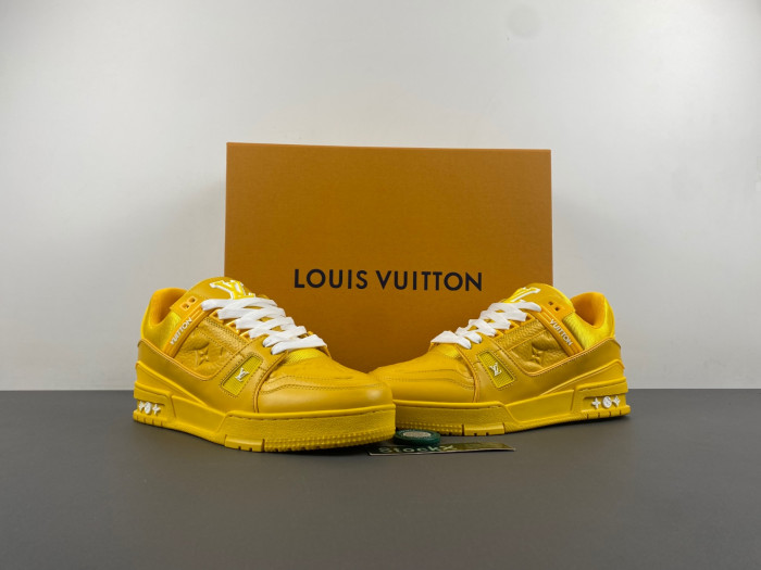 LV TRAINER SNEAKER