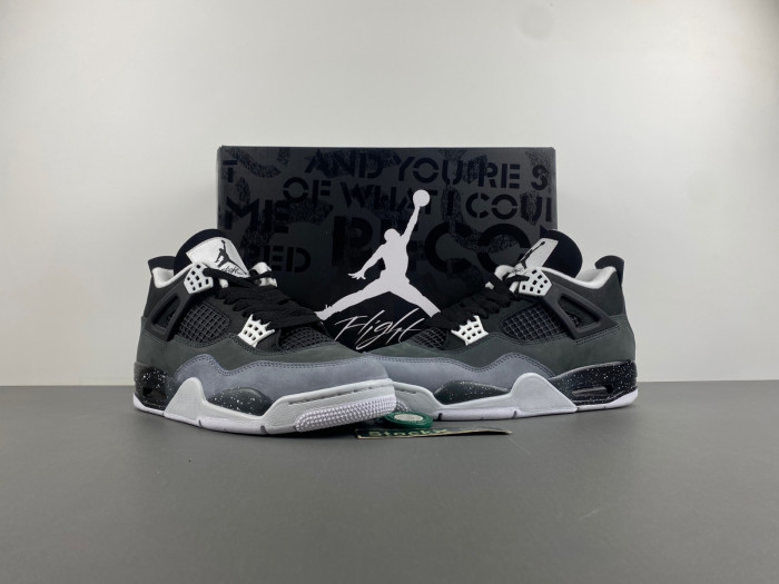 Air Jordan 4 “Fear” FQ8138-002