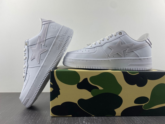 B*PE SNEAKER
