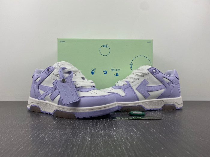 OFF-WHITE SNEAKER