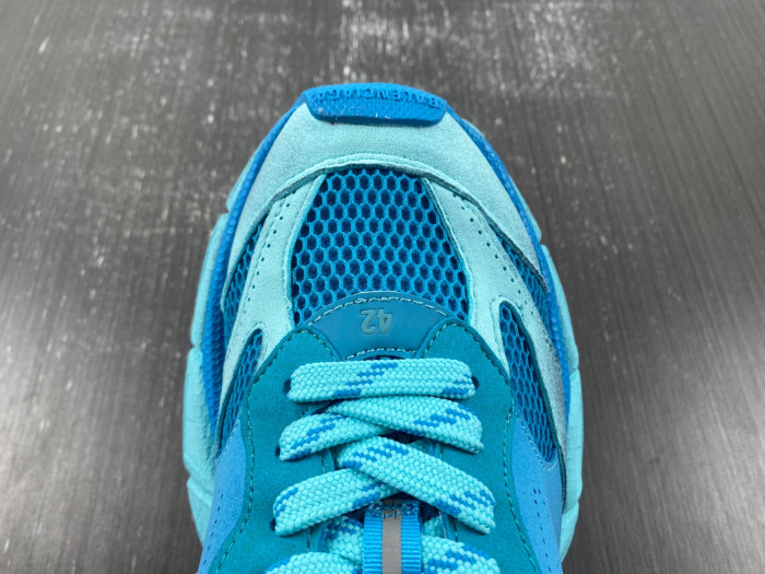 BLCG 3XL SNEAKER 759693 W3XLI 0510
