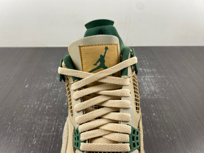 AIR JORDAN 4 "DRAGON YEAR" CUSTOM DC7770-106