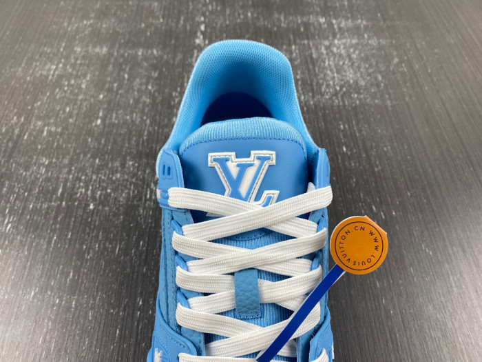 LV TRAINER SNEAKER