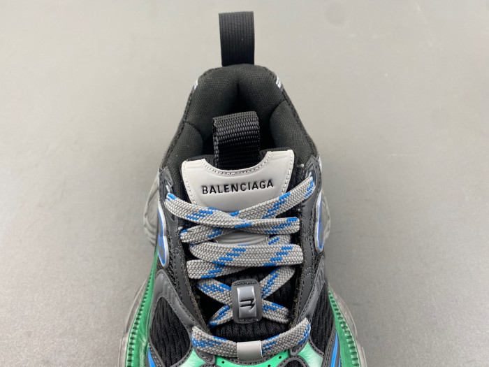 BLCG CARGO SNEAKER 784342 W2MVZ 1143