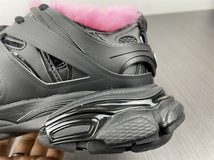 BLCG TRACK SNEAKER 668555 W3CQ6 1050