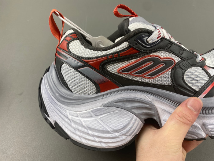 BLCG CARGO SNEAKER 792779 W2MV2 0311