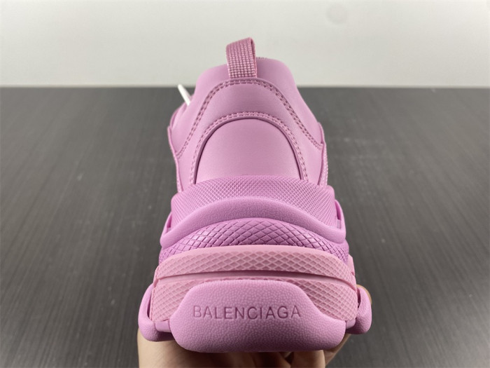 BLCG TRIPLE S SNEAKER 524039 W1FC3 9023
