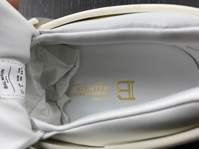BALMAIN LEATHER UNICORN LOW-TOP SNEAKER