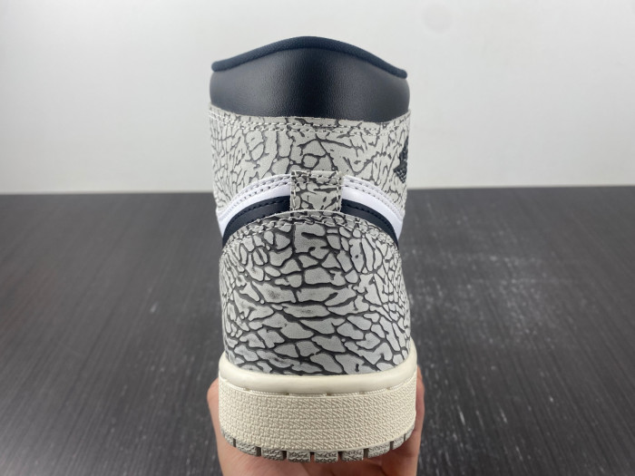 Air Jordan 1 High OG “White Cement” DZ5485-052