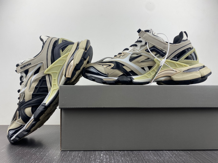 BLCG TRACK SNEAKER 548614 W2GN9 2009