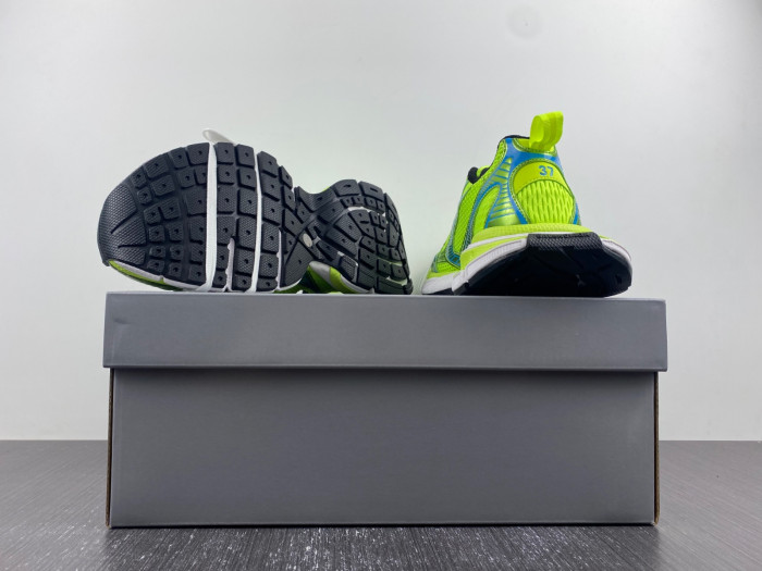 BLCG 3XL SNEAKER 734734 W3XL7 9198