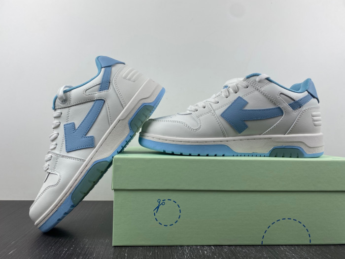 OFF-WHITE SNEAKER