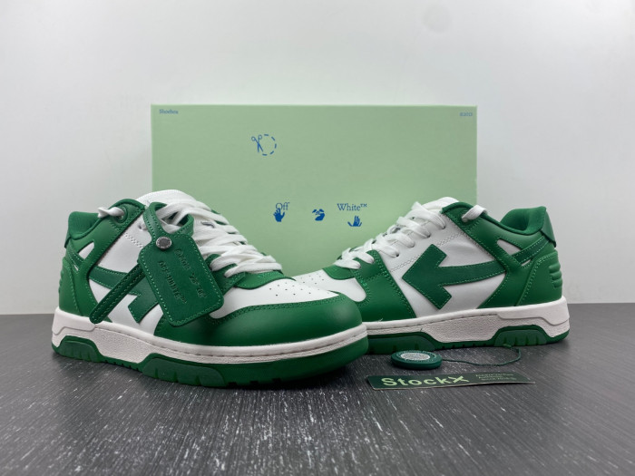 OFF-WHITE SNEAKER