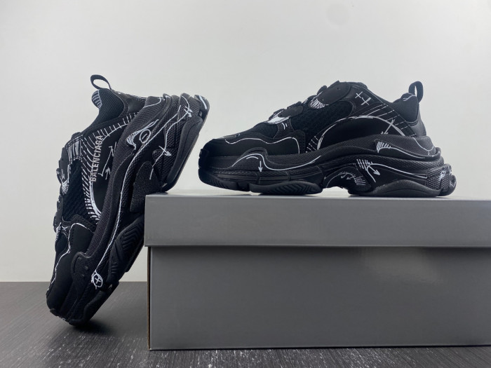 BLCG TRIPLE S SNEAKER 536737 W2FW6 0102