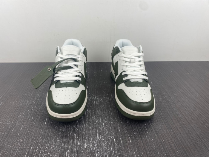 OFF-WHITE SNEAKER