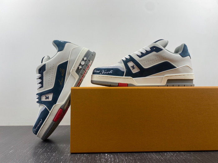 LV TRAINER SNEAKER
