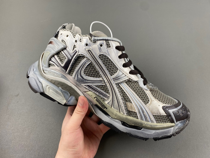 BLCG RUNNER SNEAKER 772774 W3RMU 2000