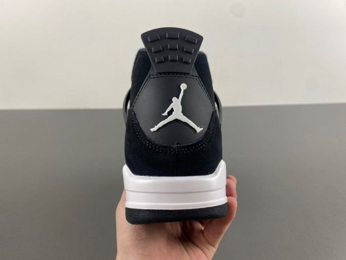 AIR JORDAN 4 "WHITE THUNDER" FQ8138-001
