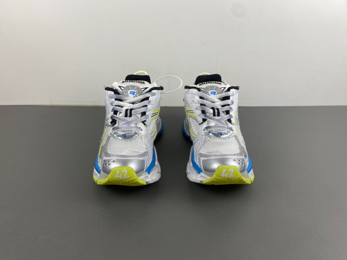 BLCG RUNNER SNEAKER 772774 W3RNY 0213