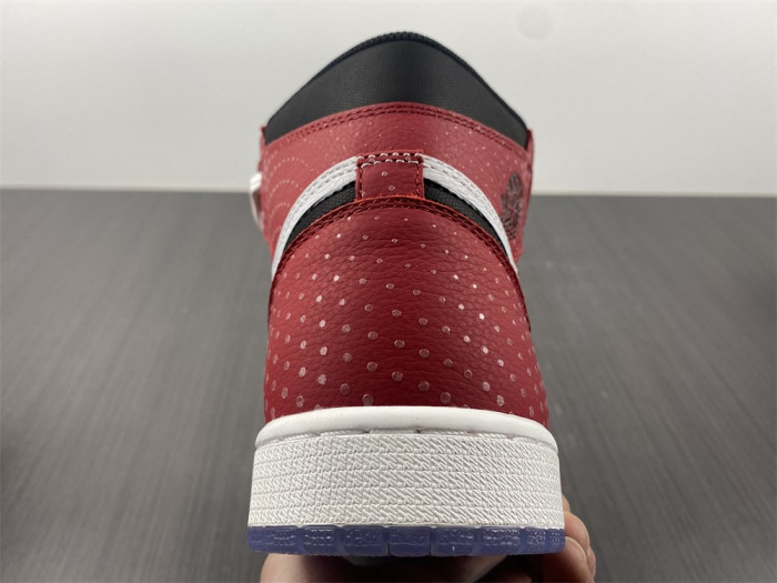 Air Jordan Retro 1 High OG “Origin Story” 555088-602