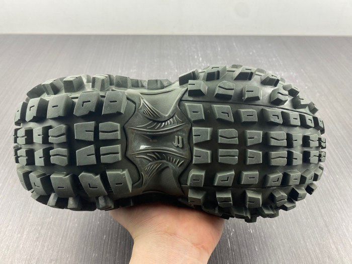 BLCG DEFENDER SNEAKER
