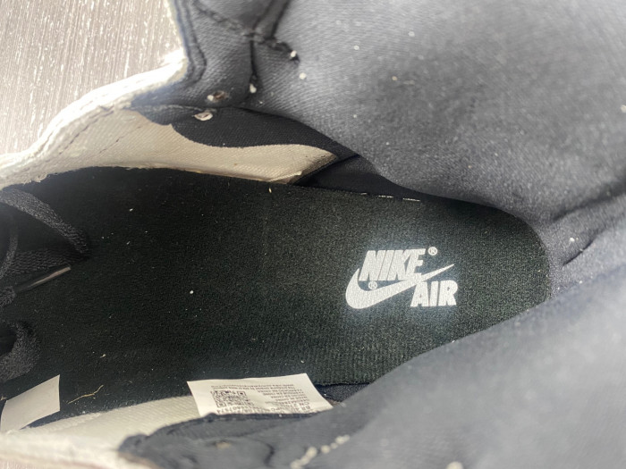 Air Jordan 1 High OG “White Cement” DZ5485-052